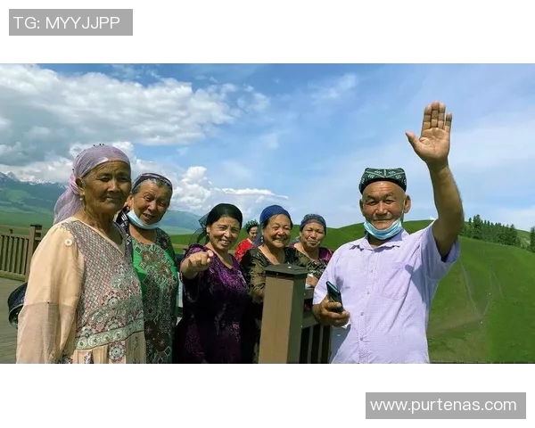 足球明星与新疆朋友的深厚情谊揭示了文化交流的无限可能