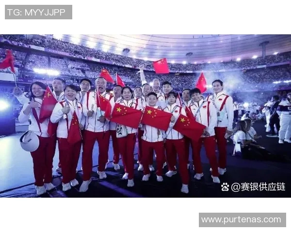 足球明星倾情代言士力架展现运动激情与活力的精彩瞬间