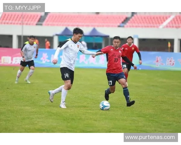 足球明星嗑瓜子背后的趣事与秘密揭秘你不知道的足球场外生活