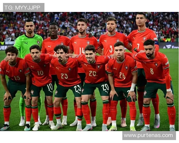 足球明星如何在比赛中精准打门提升进球率的秘诀与技巧分析