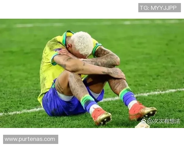 足球明星曼尼尔的辉煌职业生涯与成就解析